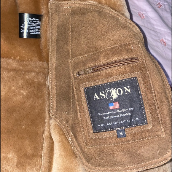 Fur Coat - Picture 2 of 6